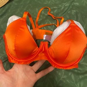 NWOT Savage X Fenty orange cross-strap bra size 34B